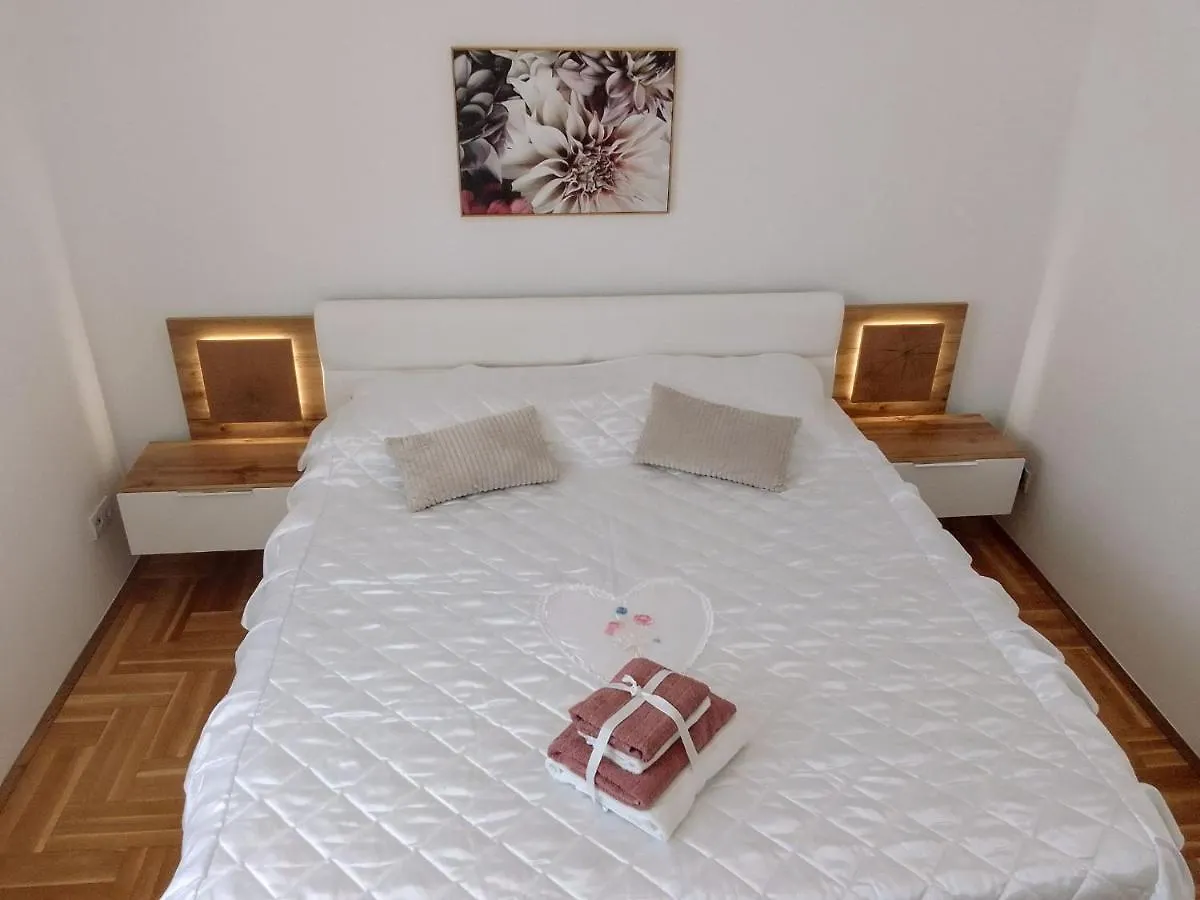 Apartment Paradise Trogir