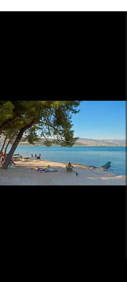 Apartment Paradise Trogir 0*,