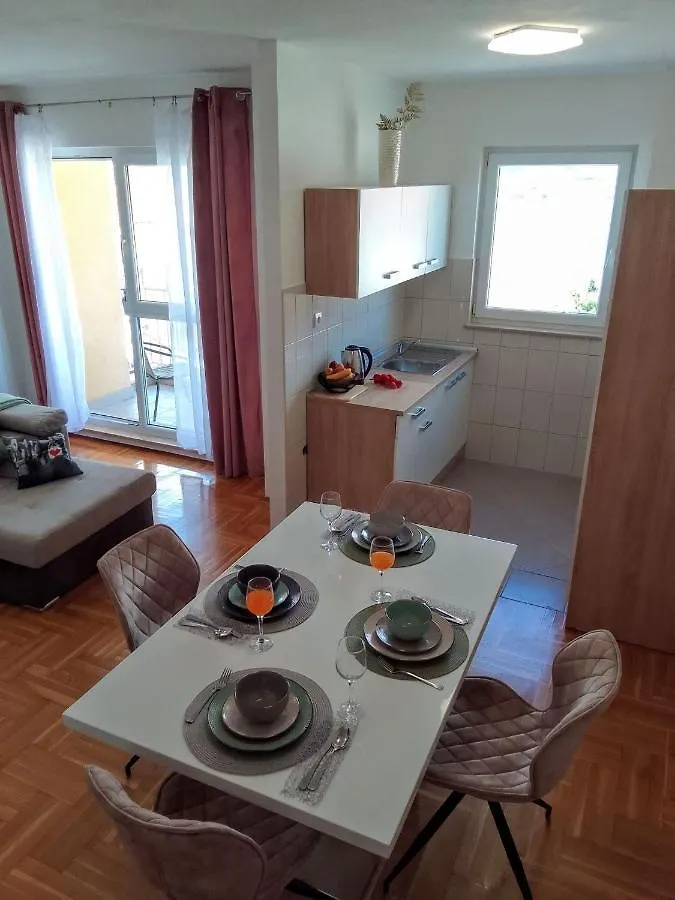 Apartment Paradise Trogir Croatia